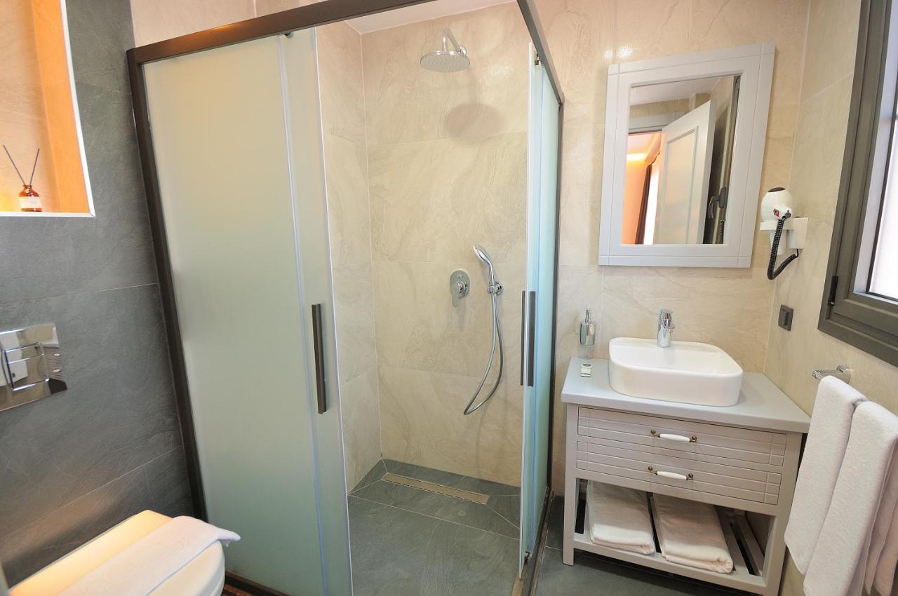 Horasan Hotel Çeşme Exteriör bild