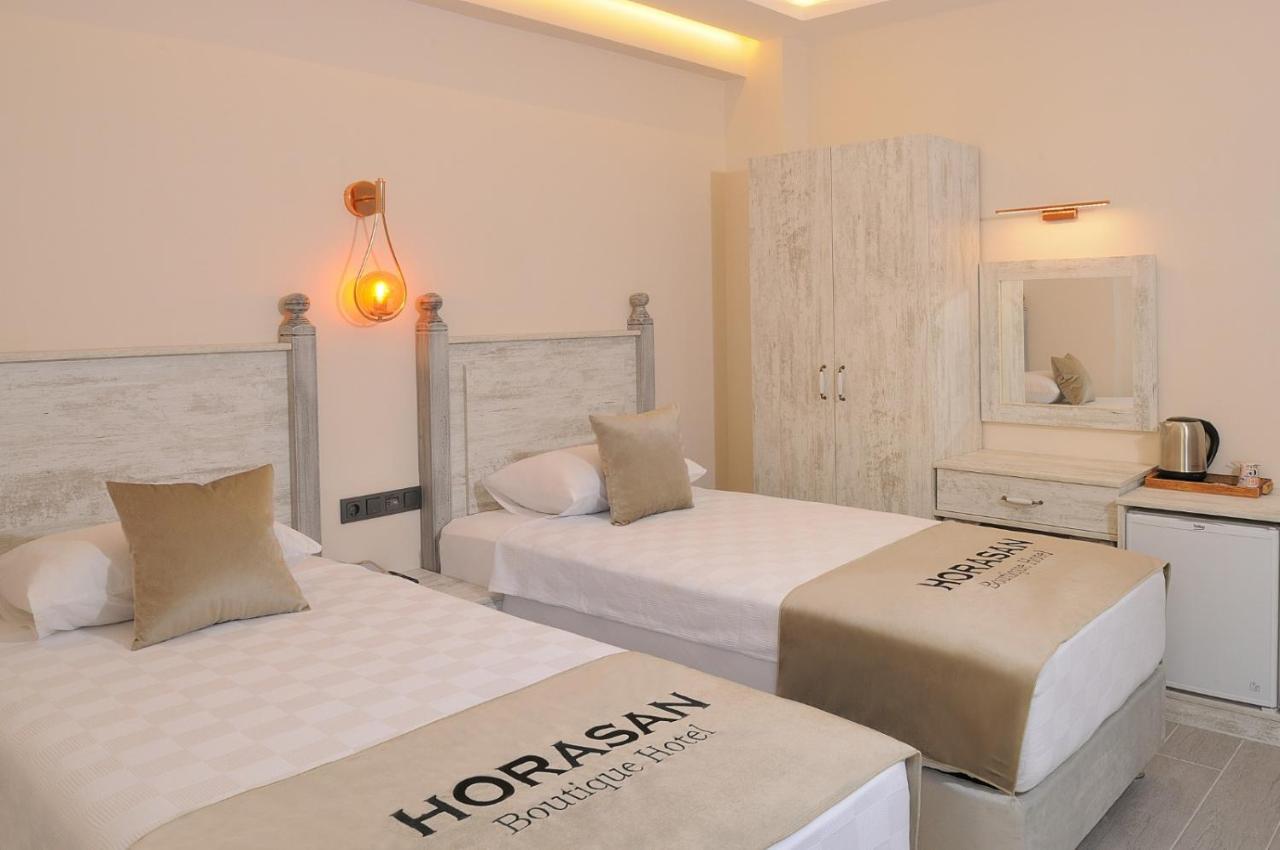Horasan Hotel Çeşme Exteriör bild